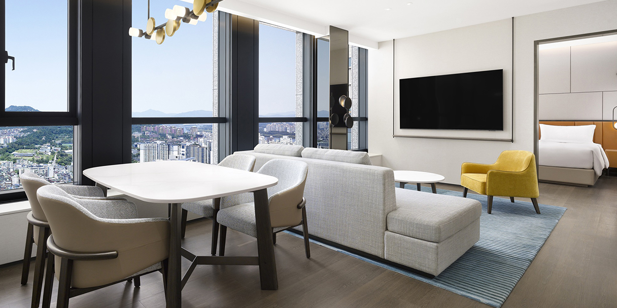 1Bedroom Premier Family Suite thumbnail